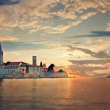 Vera Luxury Apartment